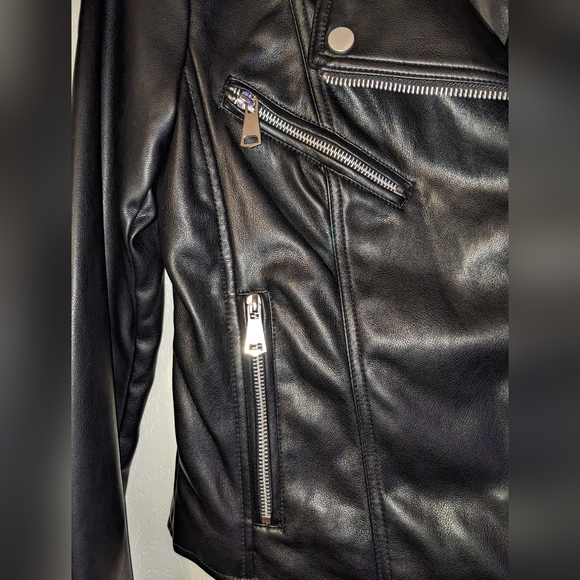NWT BAGATELLE BLACK PLEATHER MOTO JACKET - Picture 8 of 14